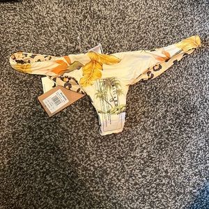 Tanga billabong swim bottoms